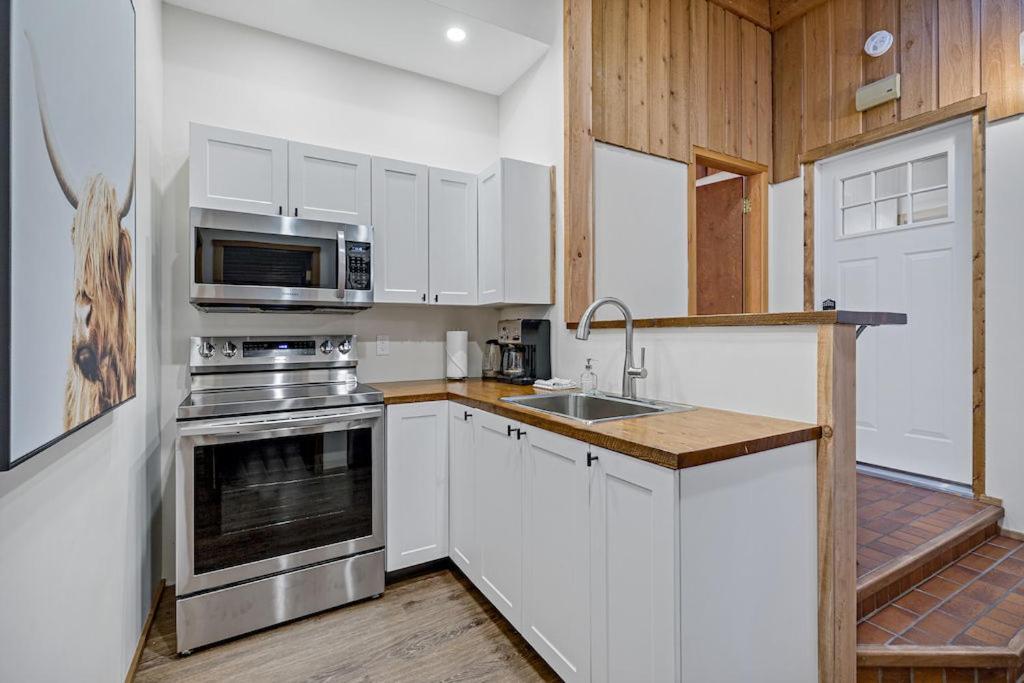 Canmore Cabin By Canadian Rockies Vacation Rentals Екстериор снимка
