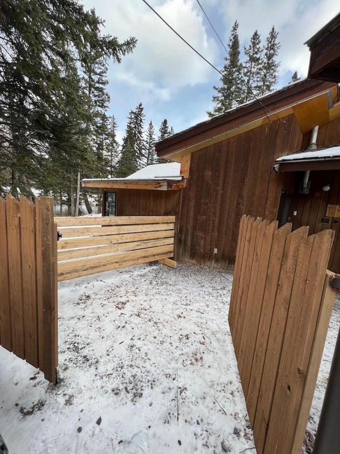 Canmore Cabin By Canadian Rockies Vacation Rentals Екстериор снимка