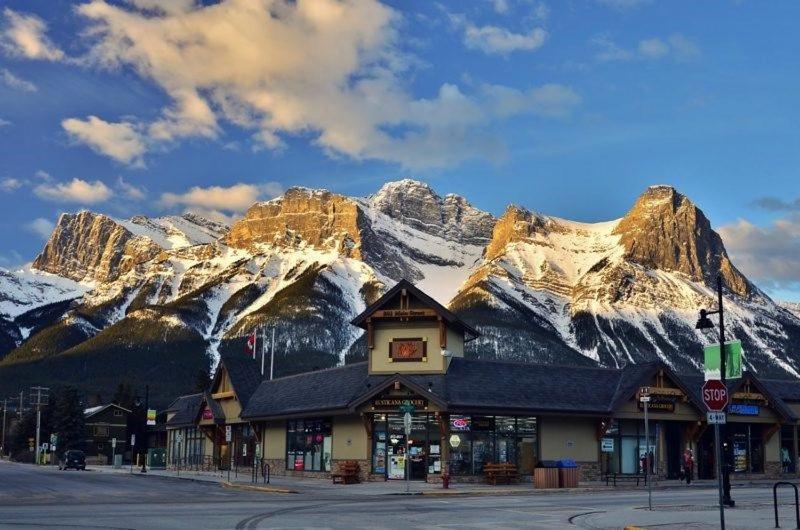 Canmore Cabin By Canadian Rockies Vacation Rentals Екстериор снимка