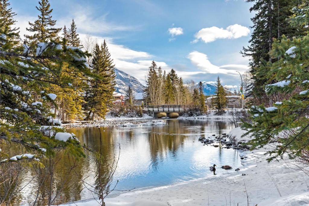 Canmore Cabin By Canadian Rockies Vacation Rentals Екстериор снимка